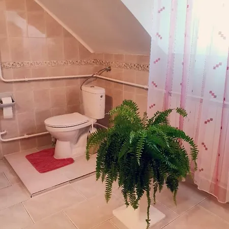 Thomas Διαμέρισμα